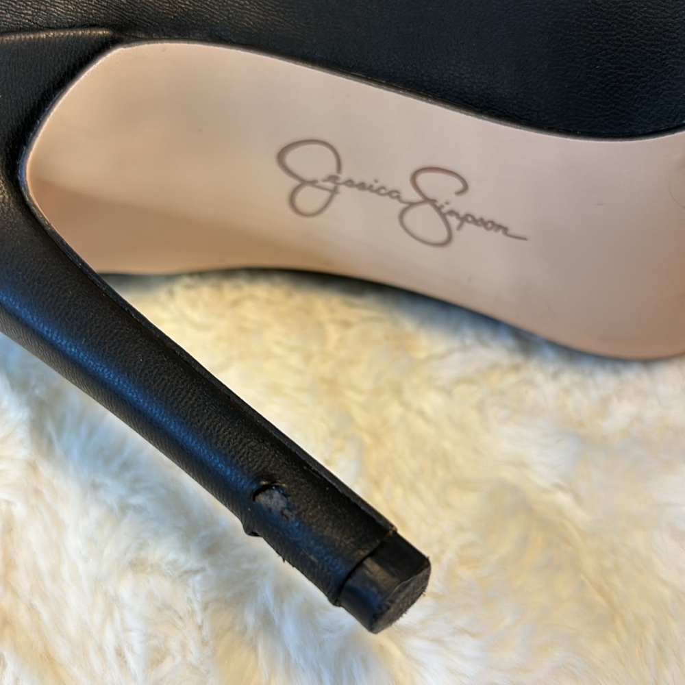 JESSICA SIMPSON Booties - Picture 9 of 10